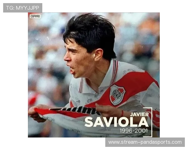 老梁评足球十大传奇球星 盘点足坛不朽英雄的巅峰时刻